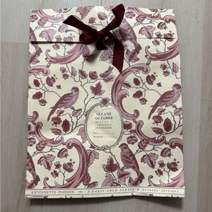 Sézane Antoinette Poisson Gift Bag